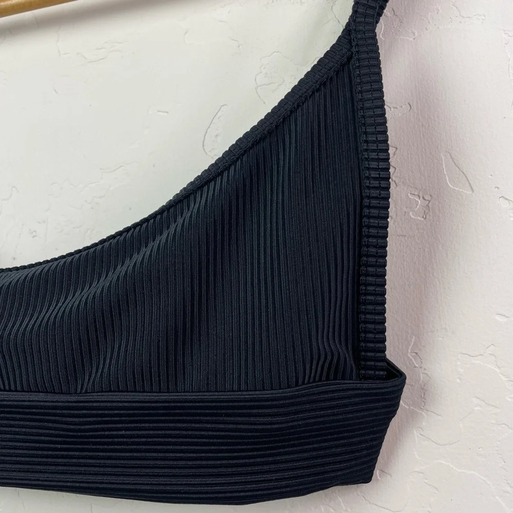 Frankies Bikinis Gavin Ribbed Scoop Bikini Swim *TOP in Black Size Large